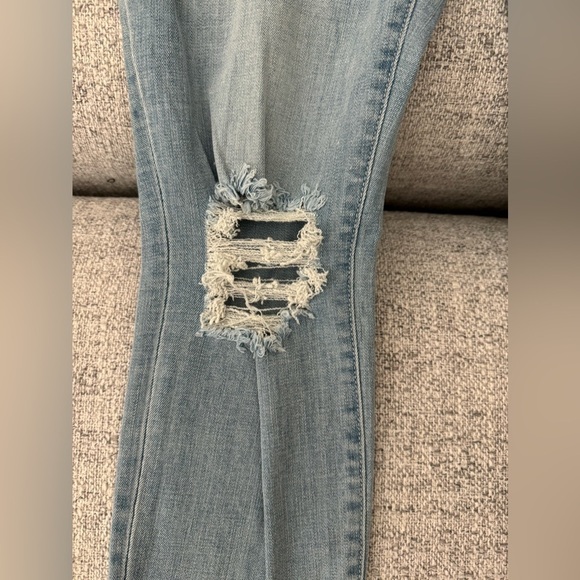 Good American Good Waist Crop Jeans​​​​​​​ - Picture 5 of 6